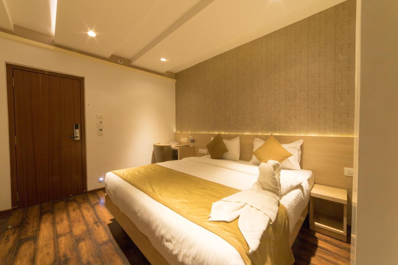 Zip By Spree Hotels Samudra Belgaum Kültér fotó